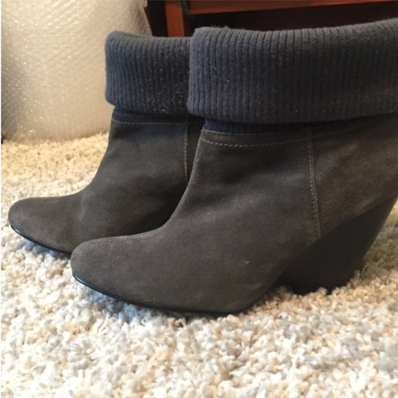 3/$20 Kimchi Blue Gray Sweater High Heel Booties - Picture 4 of 8